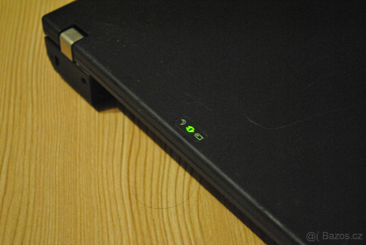 Libreboot - Lenovo ThinkPad T400 - dobrý stav - 10