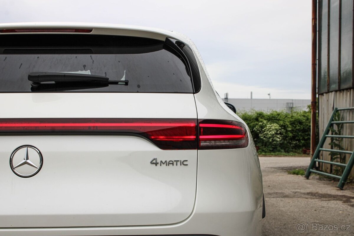Mercedes-Benz EQC 400 4MATIC 300KW AMG LINE EXTERIER - 10