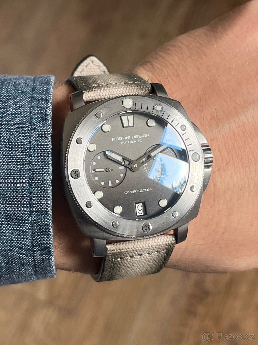 Pagani Design Automatic – Diver’s 200M - 10