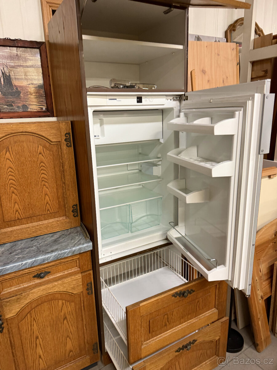 Dubová kuchyňská linka 370cm s lednicí - 10