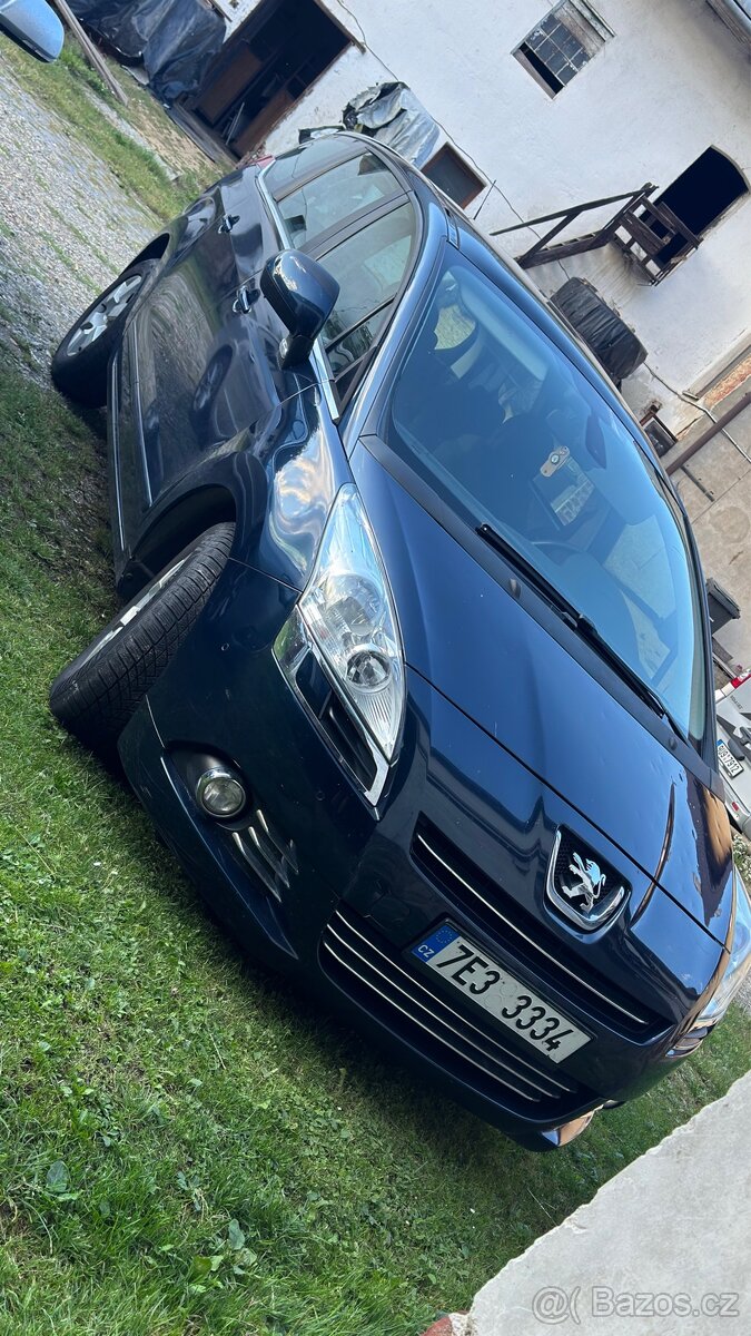 Peugeot 5008 - 10