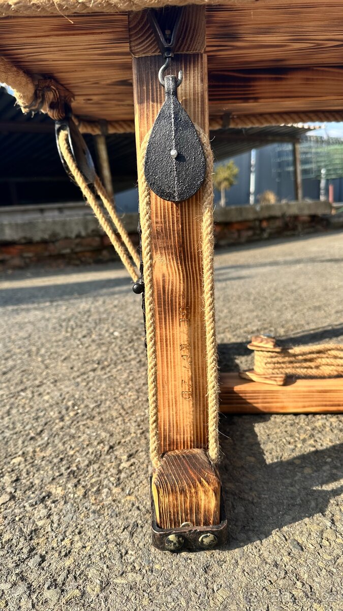 Stolek do pánské garáže - 10