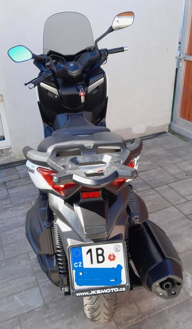 Yamaha Xmax 400, 2015, 23t.km, pěkná - 10