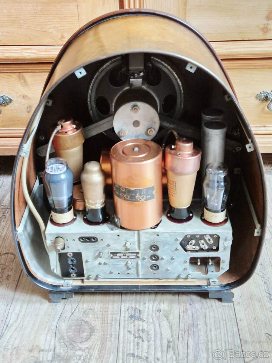 Staré rádio Philips 834A, 1933 - 10