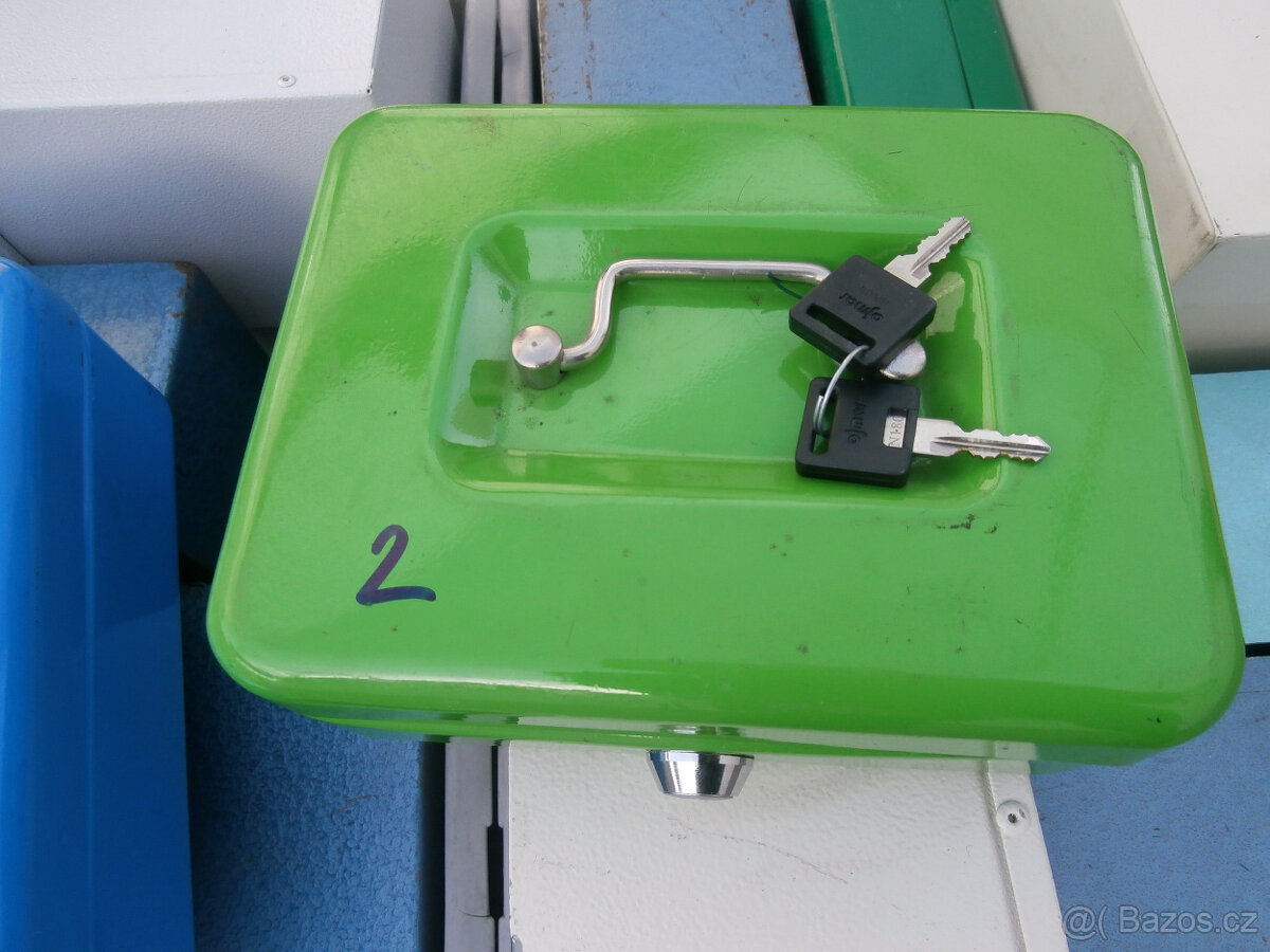 Trezor, kasička, pokladnička, střádanka více kusů od 300 kč - 10