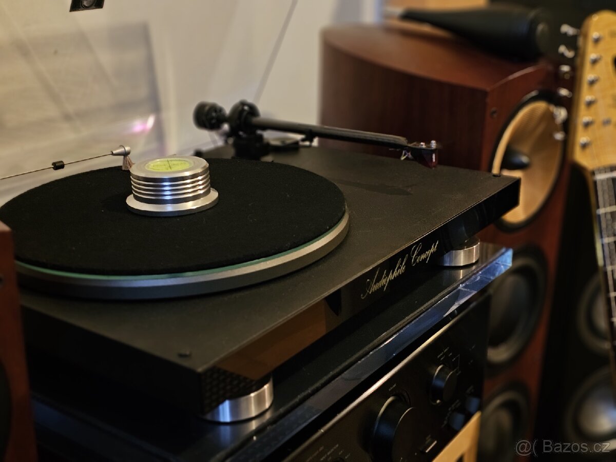 Rezervace Gramofon ProJect s 10" ramenem - 10