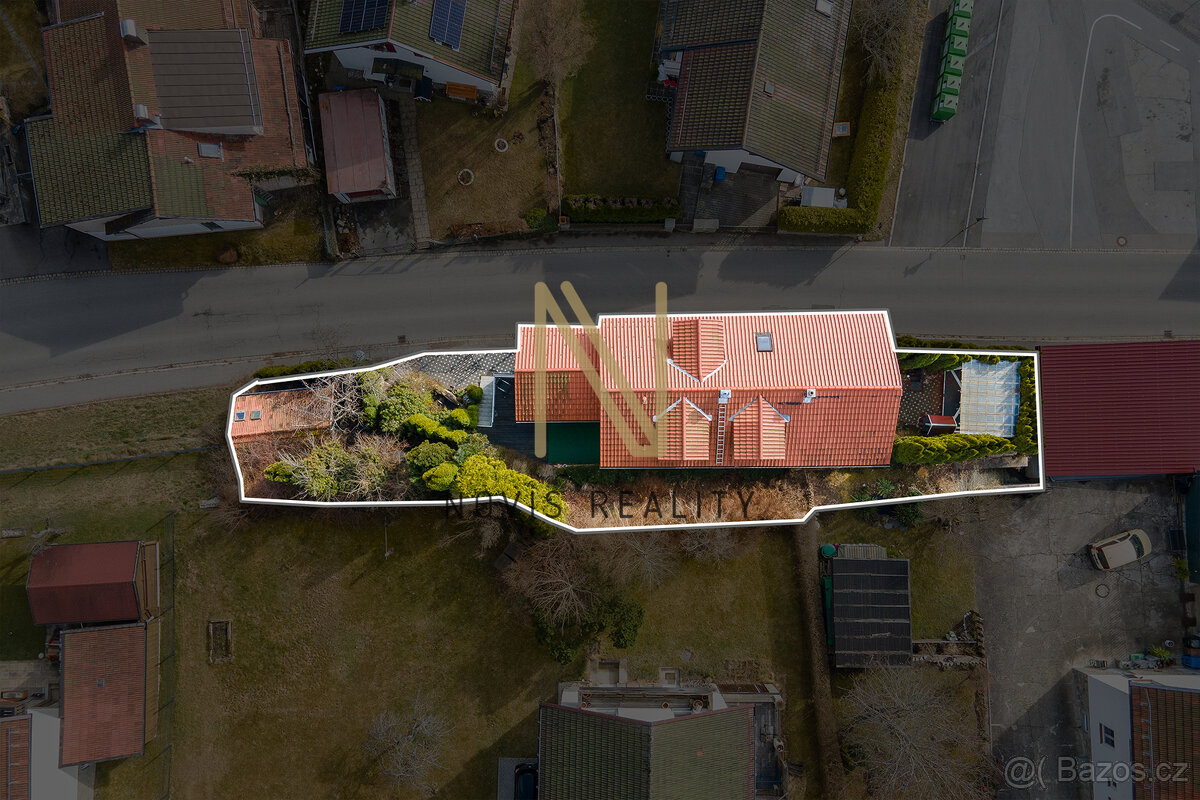 Prodej, rodinný dům se dvěma bytovými jednotkami, 213 m², Re - 10