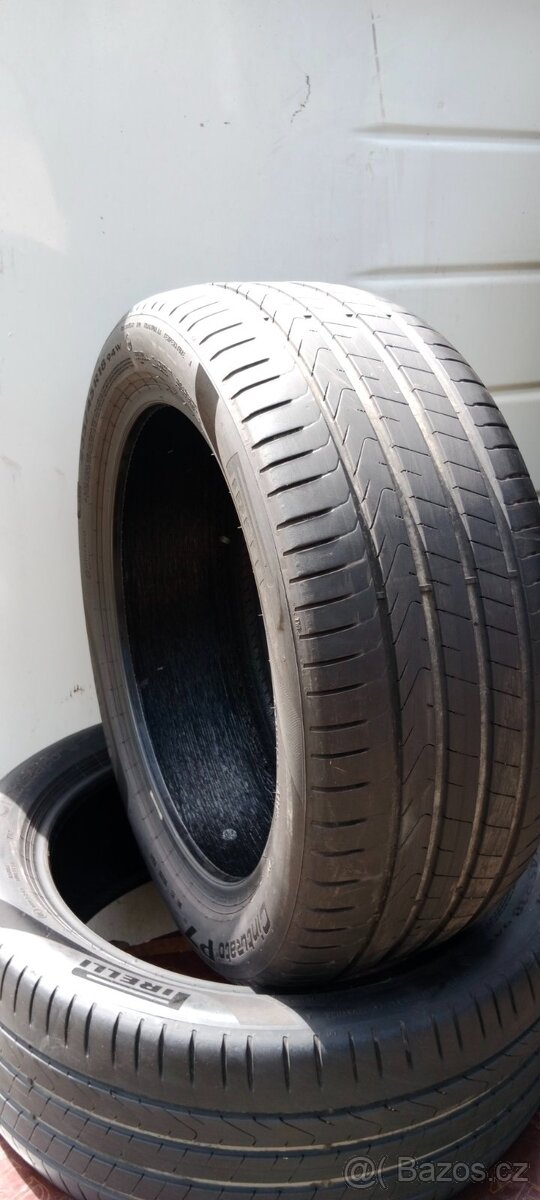 Pirelli & Goodyear 235/45R18 - 10