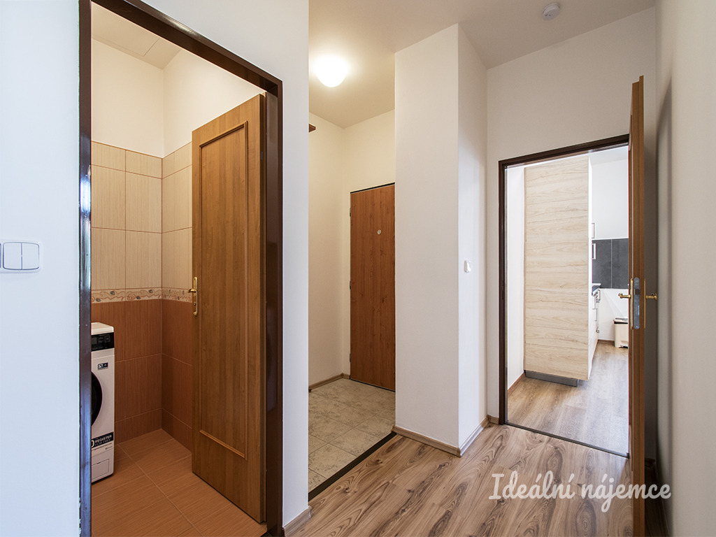 Pronájem bytu 3+kk, Strančická, Strašnice, 23500 Kč/měs, 60 - 10