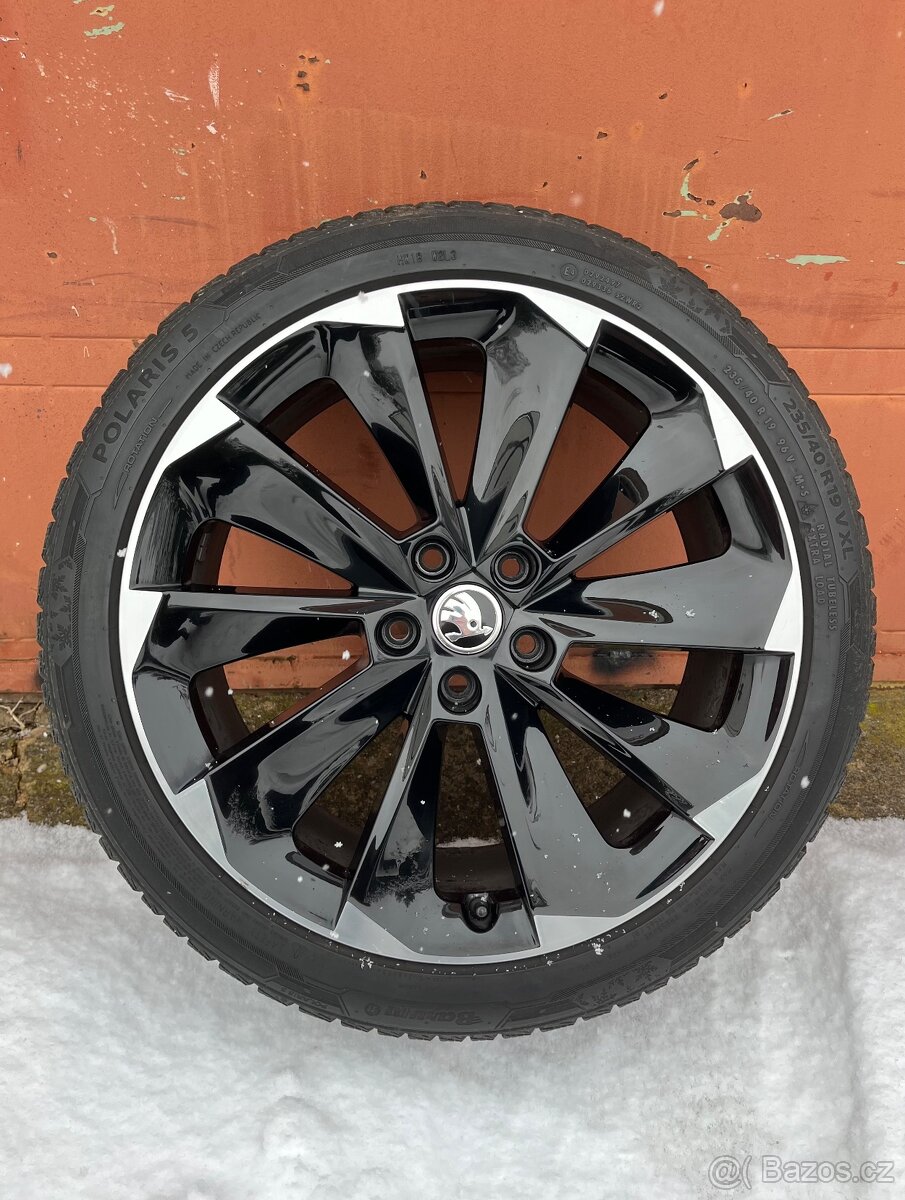 Škoda Superb R19 Originální zimní sada - 10