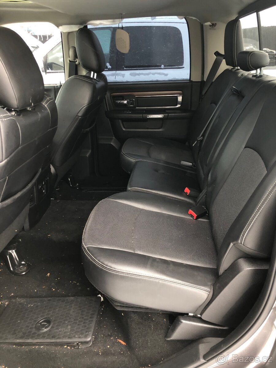 Dodge Ram 1500, 5.7 Hemi, Laramie - Dily - 10