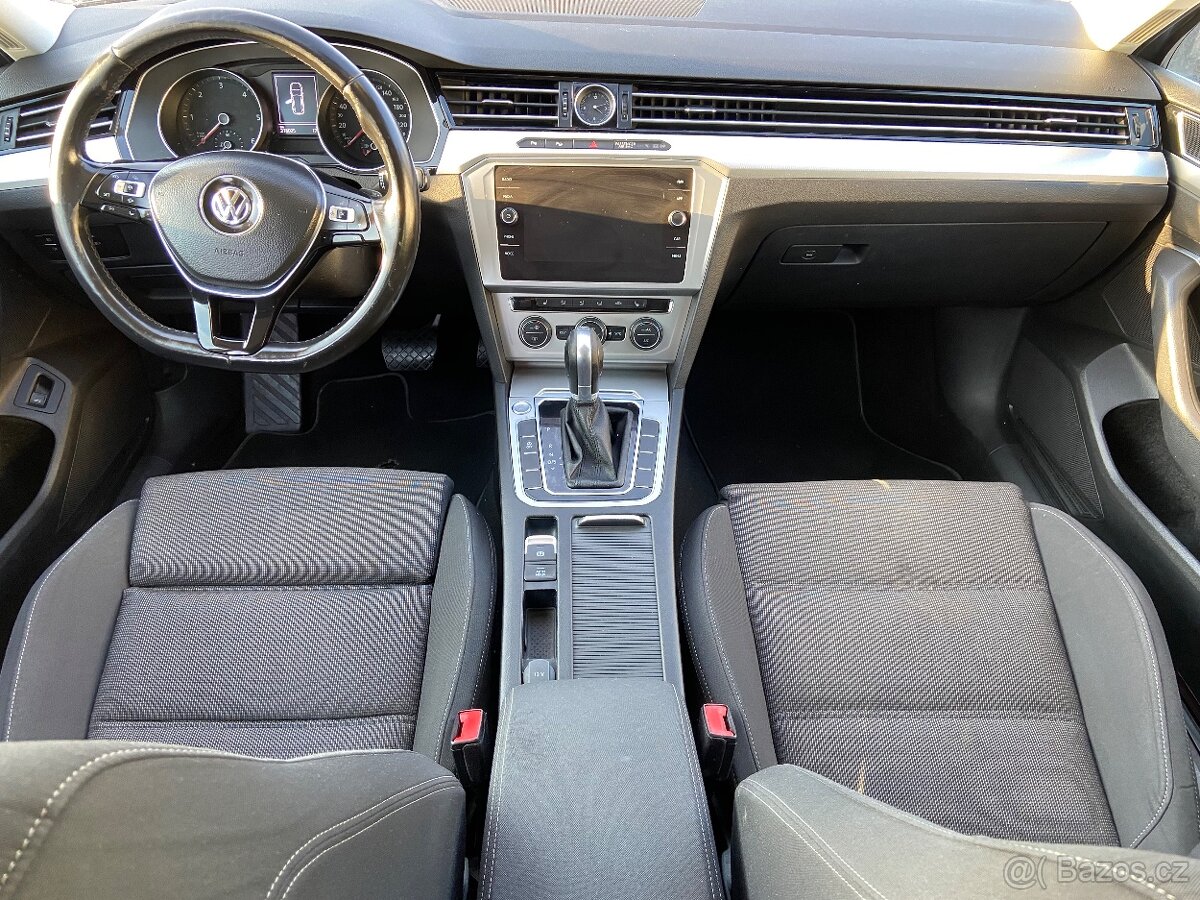 VW PASSAT VARIANT B8 model 2020 - 10