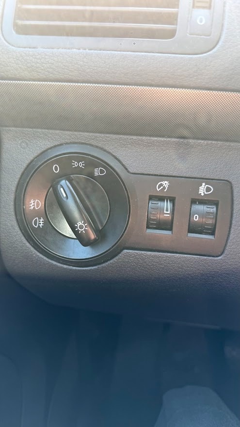 VW Touran 1,9 TDI 2010 - 10