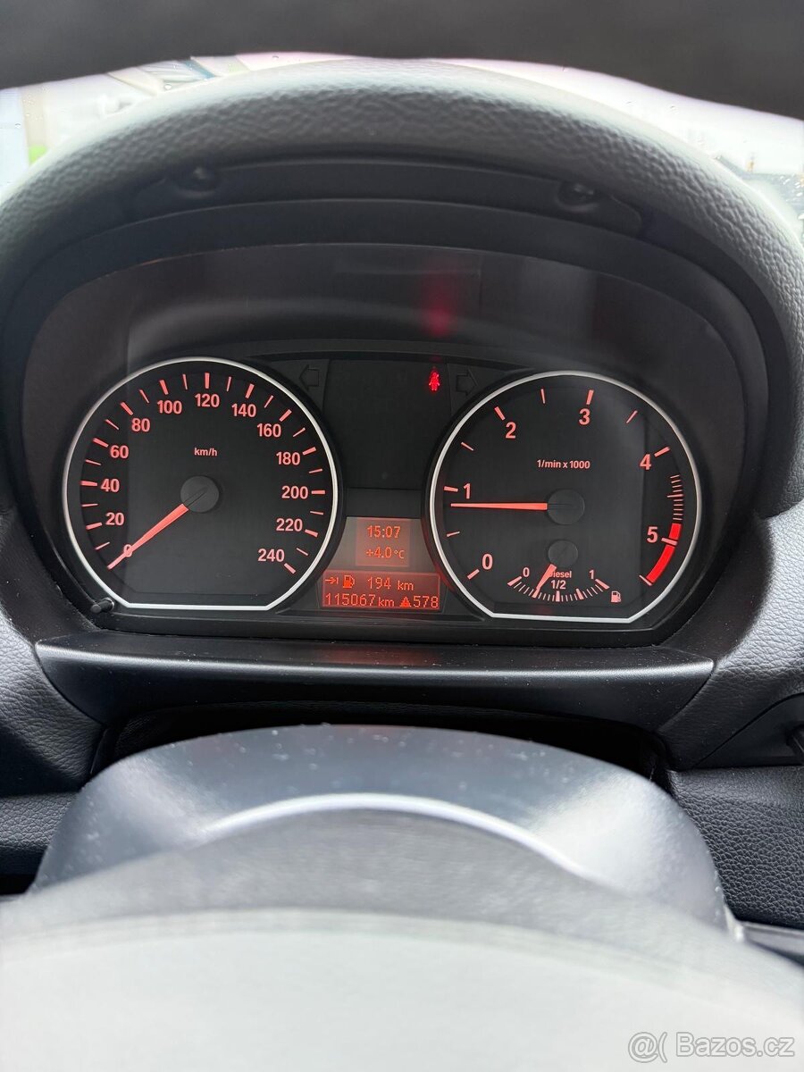Prodám BMW řada 1 e87 116D 2.0l - 10