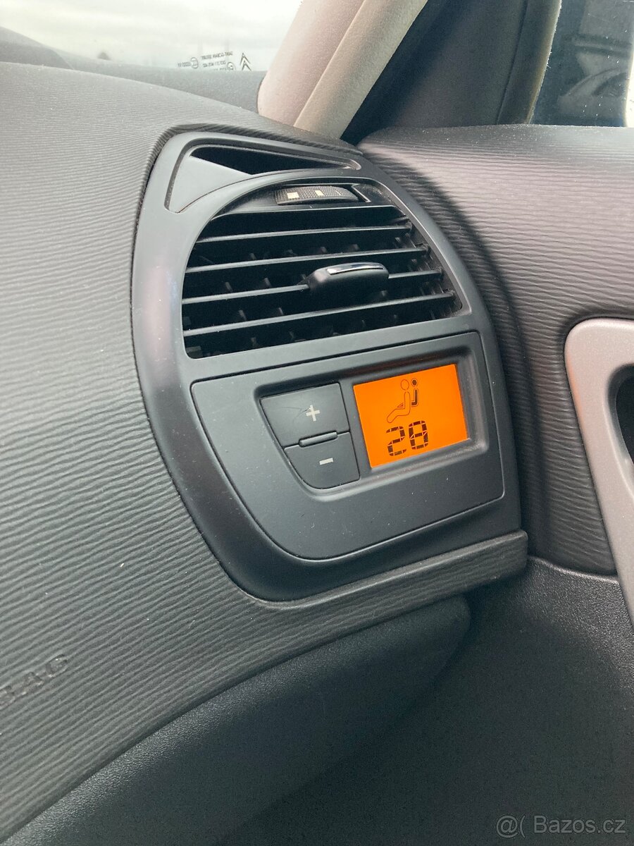 Citroen c4 Picasso 1.6 i benzin - 10