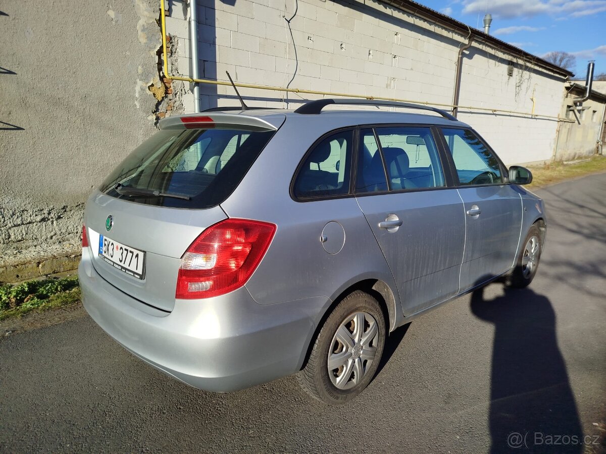 ŠKODA FABIA COMBI 1.2 12v..51kW...r.v.2012 - 10