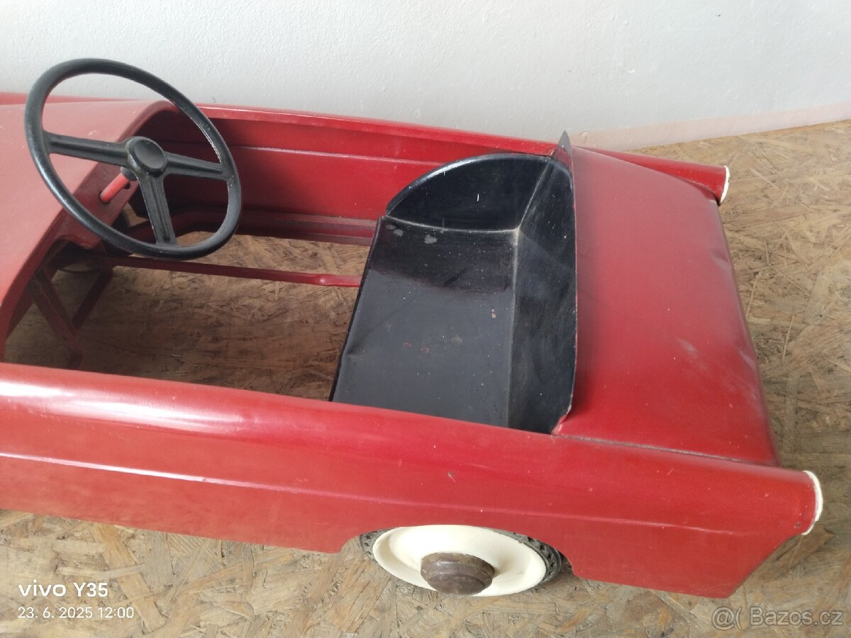 Šlapací autíčko Eureka 1956 - 10