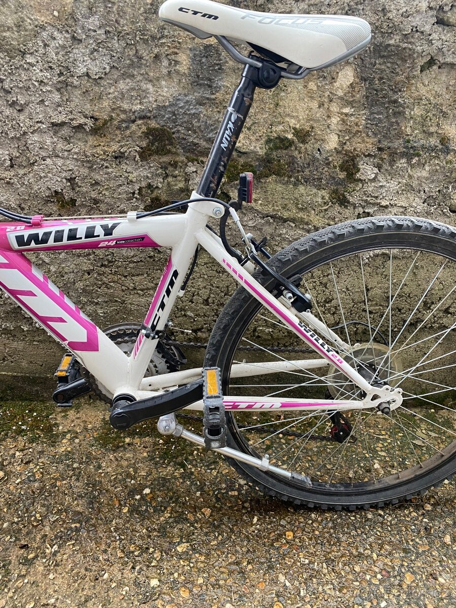 Dívčí horské kolo KTM - 10