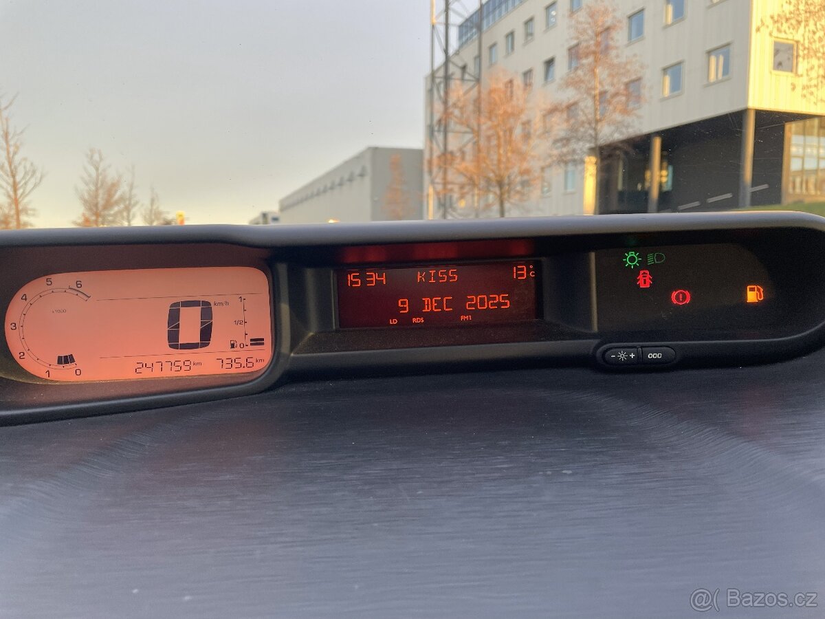 Citroën C3 Picasso 1.4i 70 kW - 10