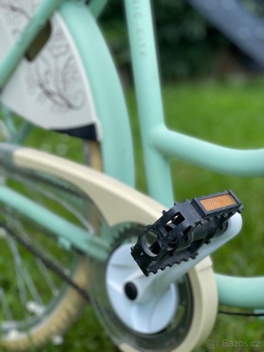 Dámské mestské kolo - 10