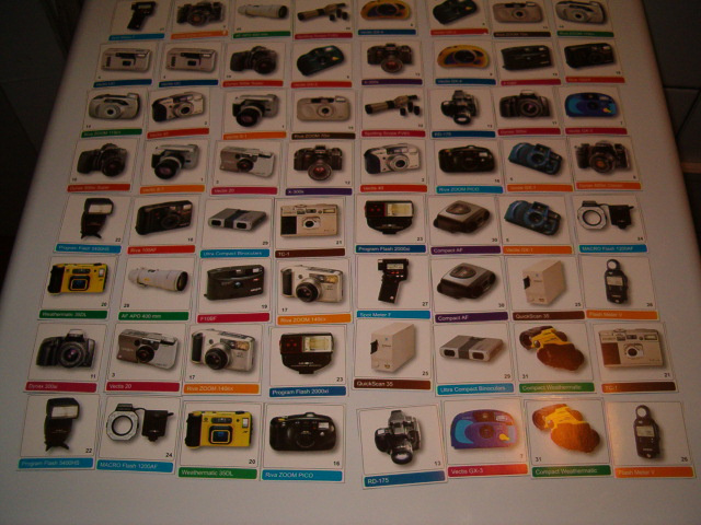 Starší stolní hry i novější, magnetická tabulka, stavebnice - 10