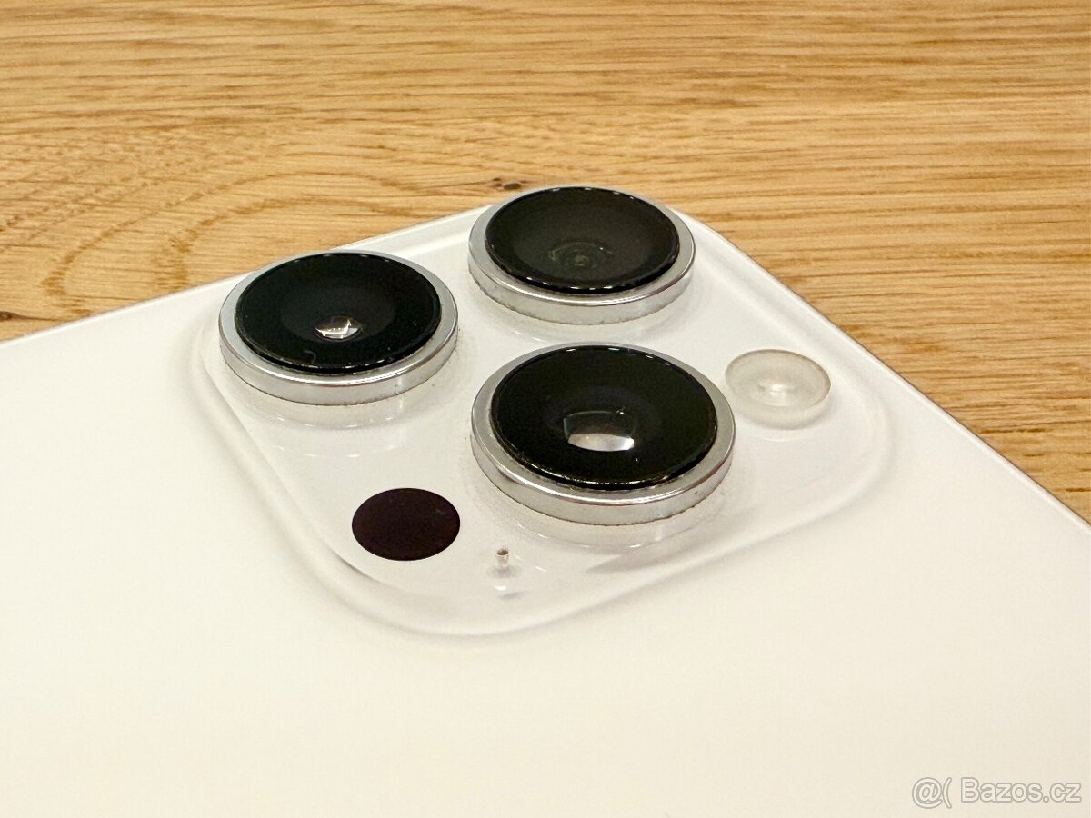 iPhone 16 Pro Max 1 TB White Titanium v záruce - 10