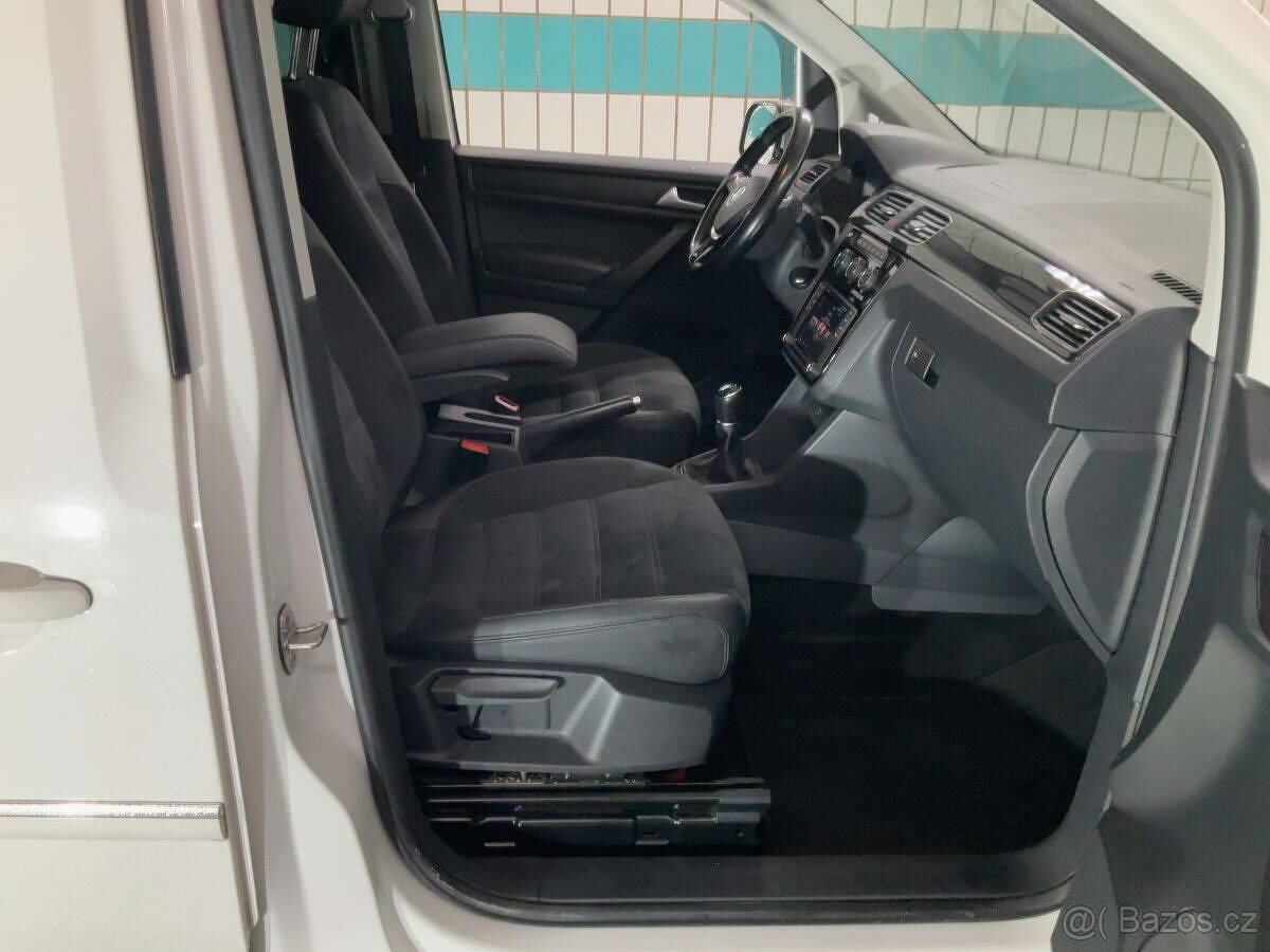 Caddy Maxi 2.0TDI Highline,tažné,serviska,výhřev - 10