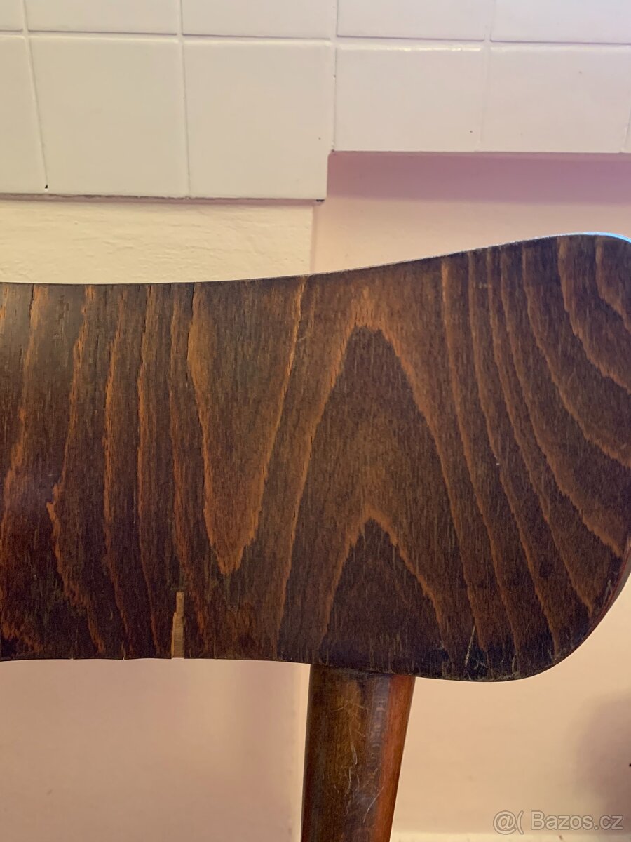 Jídelní stůl Jitona a 4 židle - 10