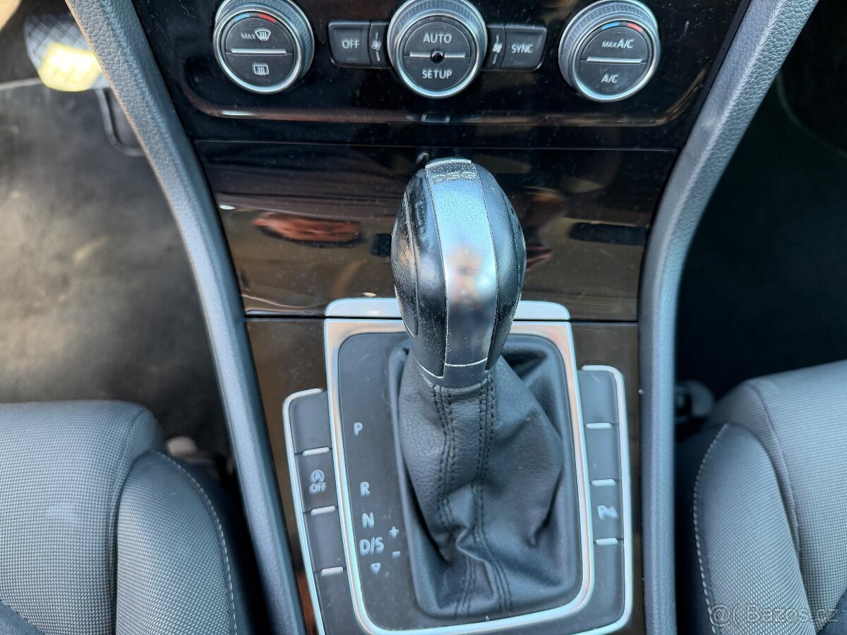 Vw golf VII 1,4 tsi - 10