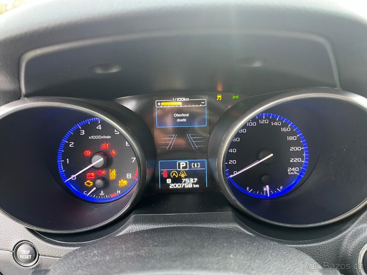 SUBARU OUTBACK 2.5 I 129 kW 2015 - 10