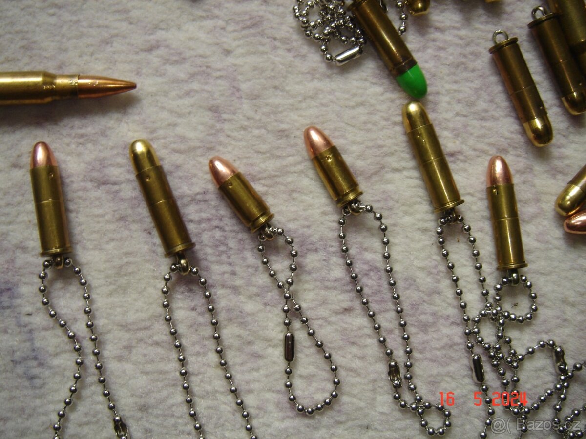 Prodám originál kulometný pás s 50kusy sbírkových školních n - 10