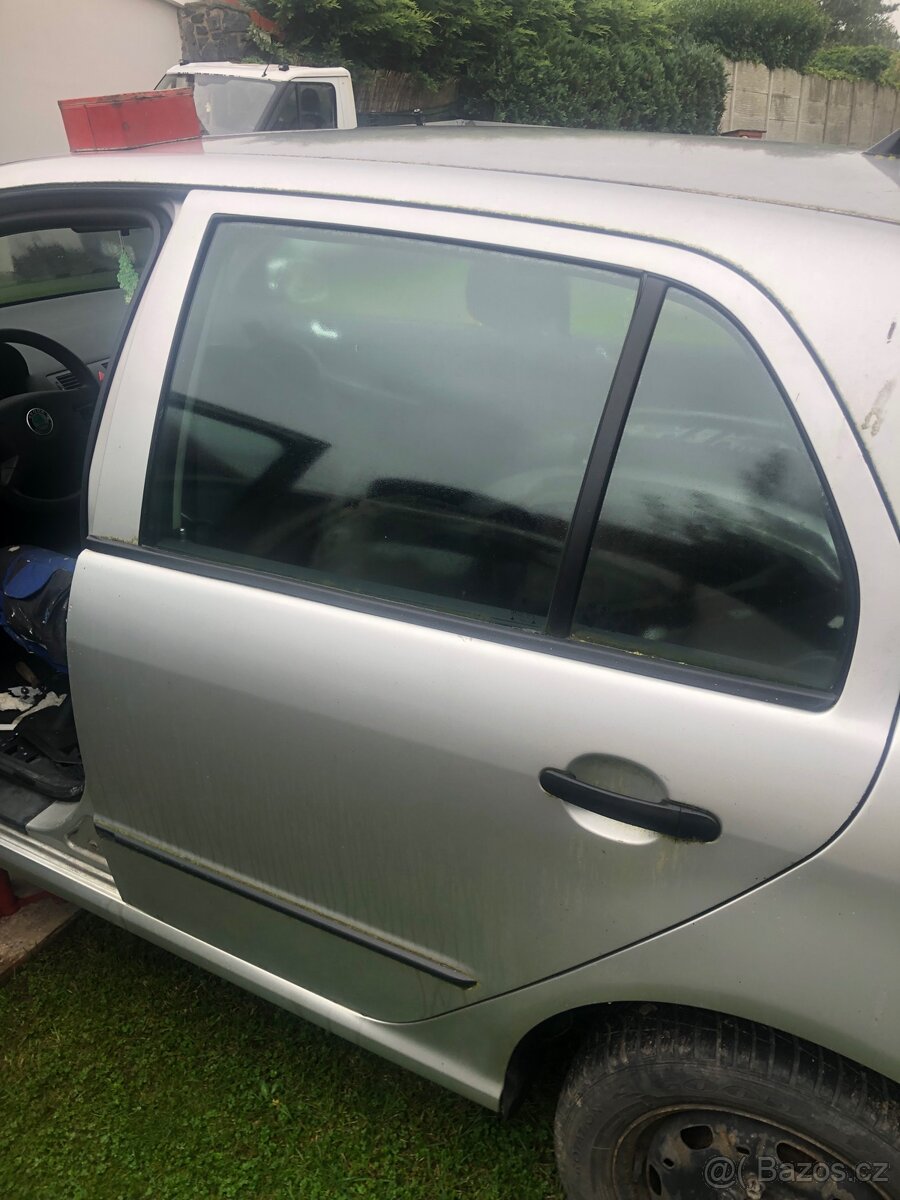 Škoda fabia 1.2 1.4 díly - 10