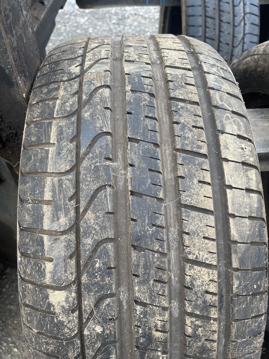 Bridgestone 295/45 R20 110T - 10