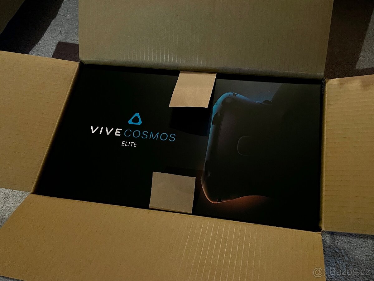 HTC Vive Cosmos Elite - 10