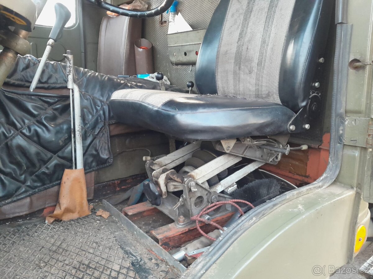 Vyvážečka Praga V3S do lesa s Hydr.rukou - 10