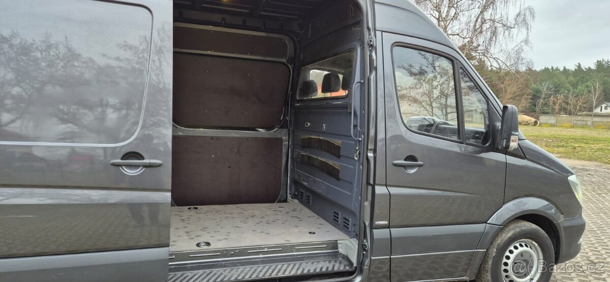 Mercedes SPRINTER /2016/ 319 CDI 3.0 V6 - 10