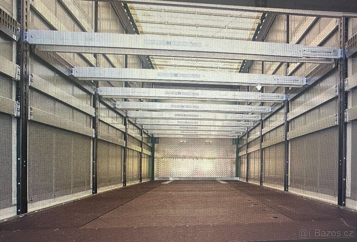 Schwarzmüller - dvojitá podlaha - 10