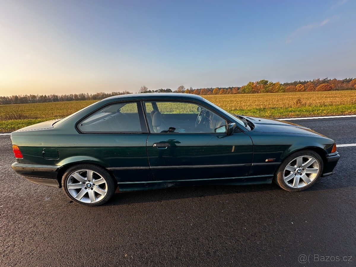 Bmw e36 coupe 318is - 10
