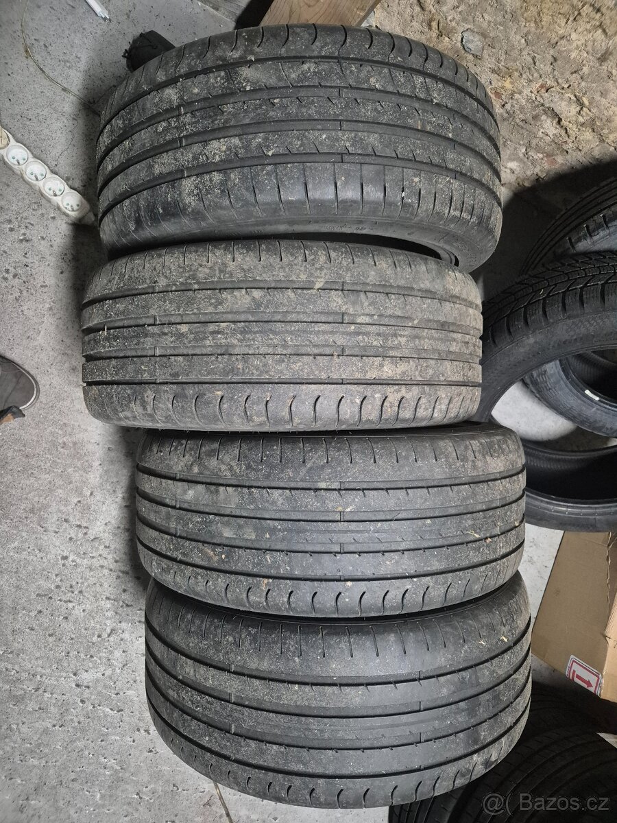 5x112 235/40 R19 - 10