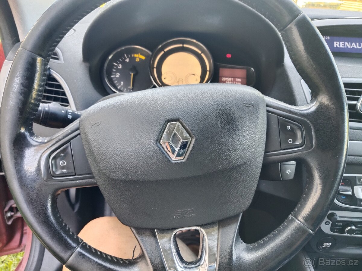 Renault Megane grand tour lll - 10