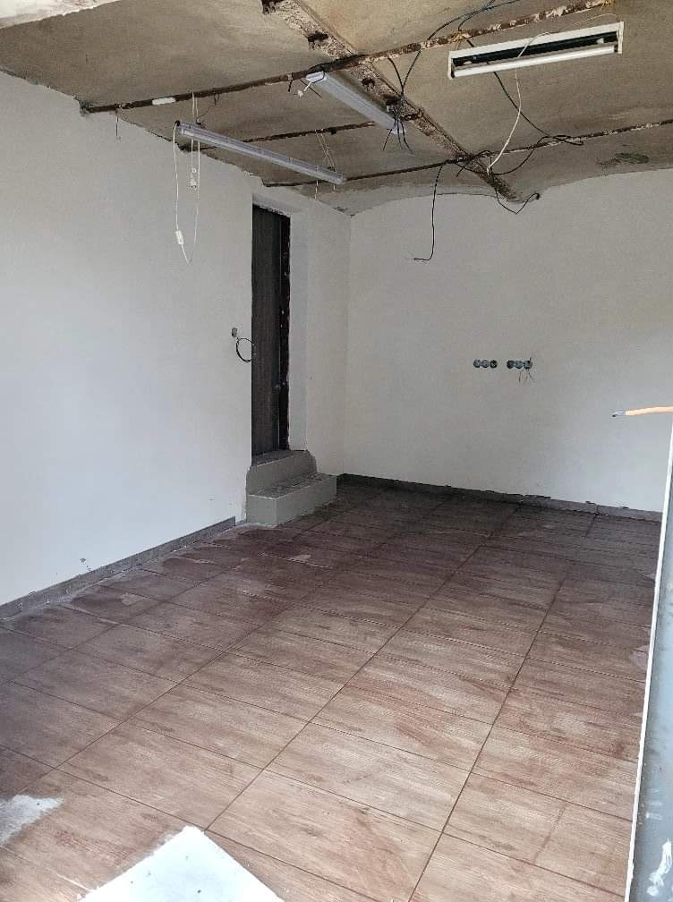 Prodám Rodinný dům 4+1+ Garáž + stavební pozemek - 10