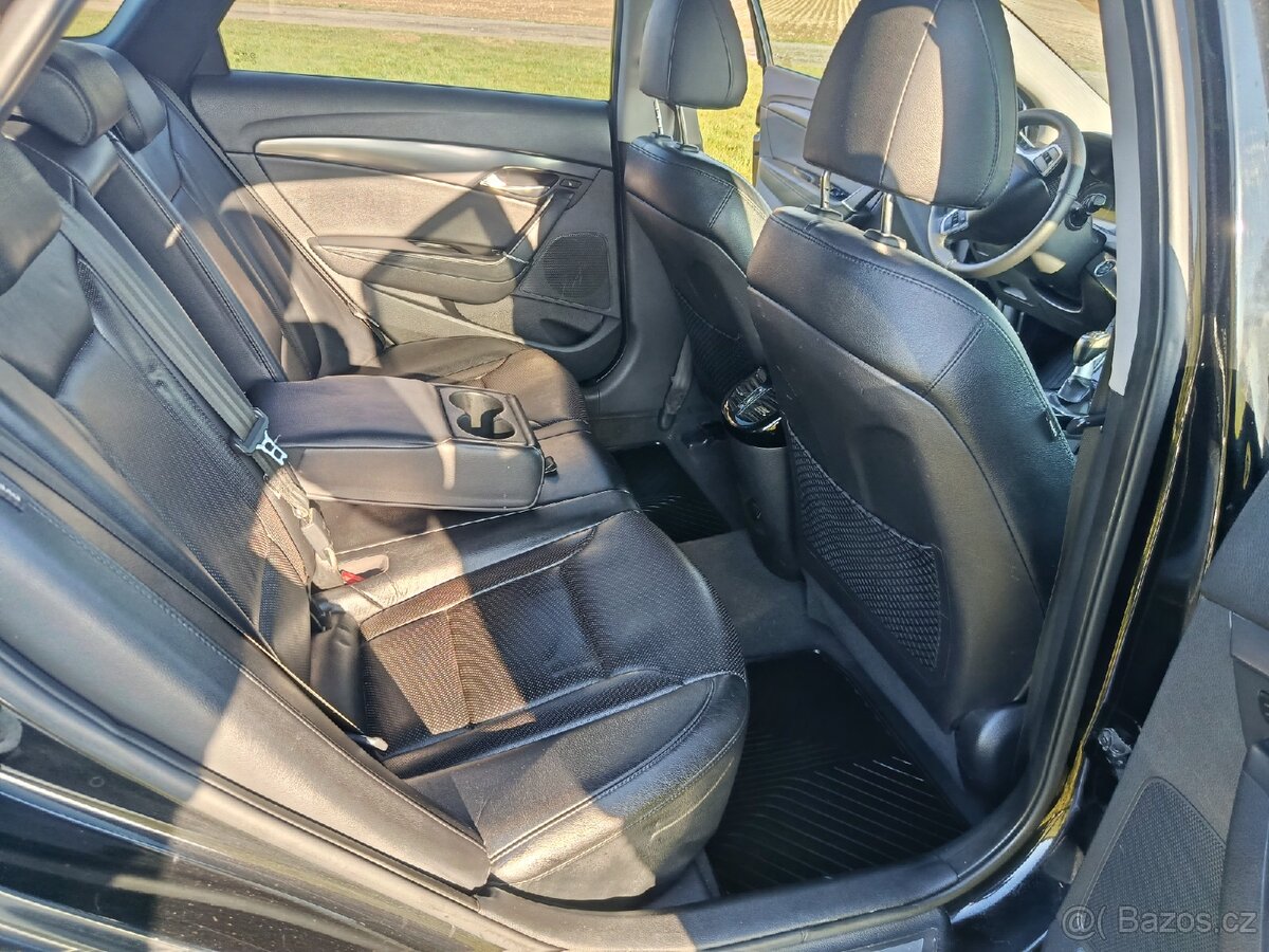 Hyundai i40 1.7crdi 2012 - 10