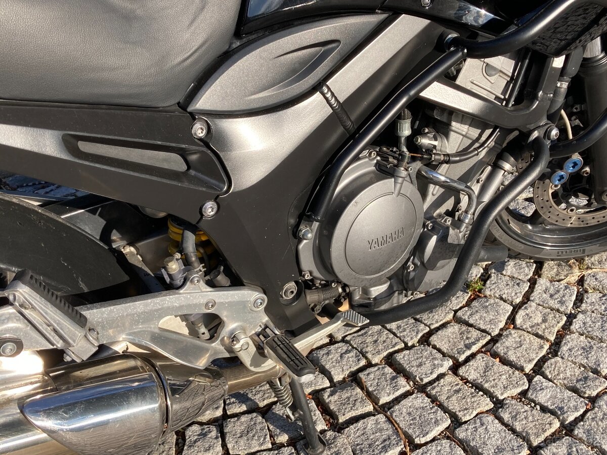 Yamaha TDM 900, r. v. 2009, najeto 50.500 km - 10