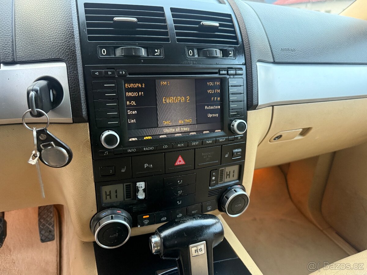 VW Touareg 2,5TDi 128kW, 4x4, tažné 3,5t - 10