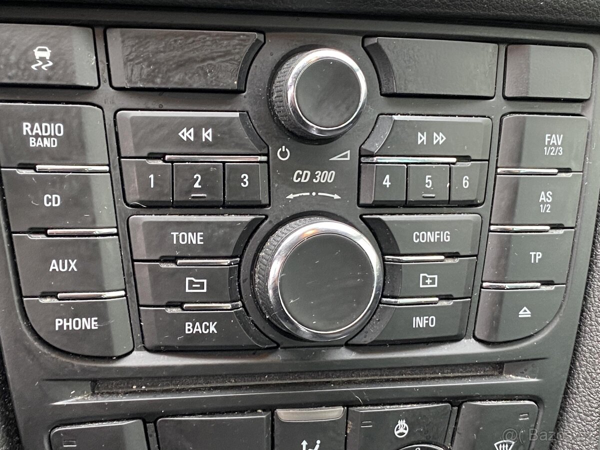 Opel Meriva 1.4T , 88 kW benzín, 2012 - 10