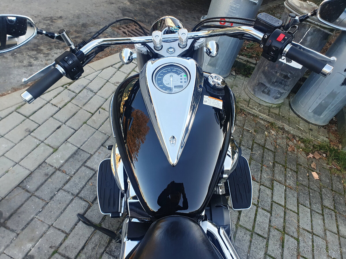 Yamaha XVS 950 V Midnight Star - 10