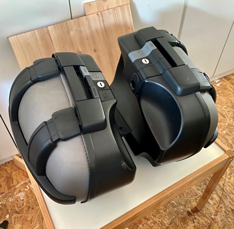 BMW K 1200 S + originál kufry rv: 2005 - 10