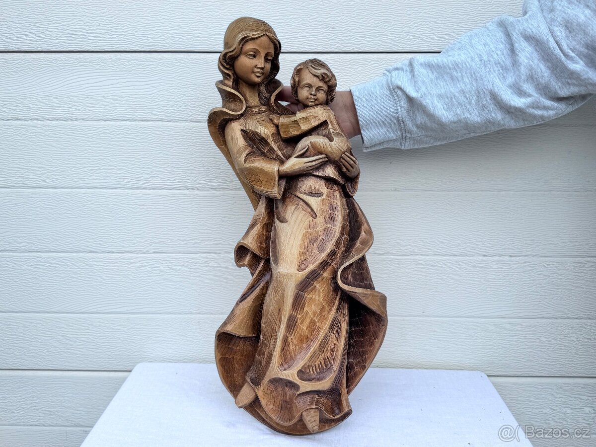 Velká dřevená socha Panna Marie značená řezbářem - 10