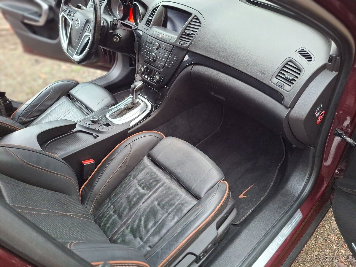Opel Insignia Biturbo 2.0 diesel 143 kw - 10