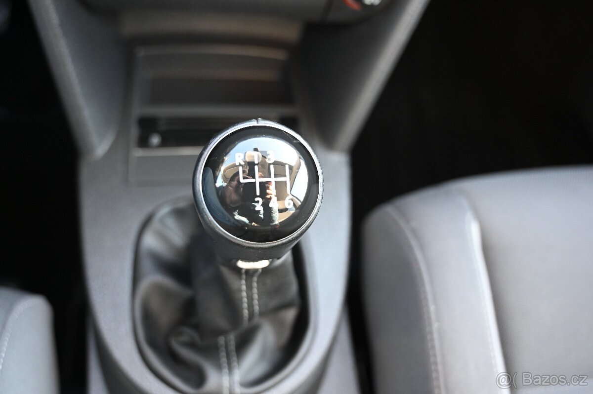 Volkswagen Touran 1.4TSI 103KW Highline 5/2013 - 10